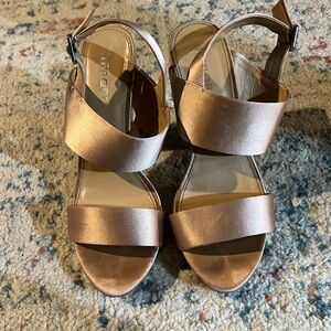 Satin heel, 8.5 gently worn